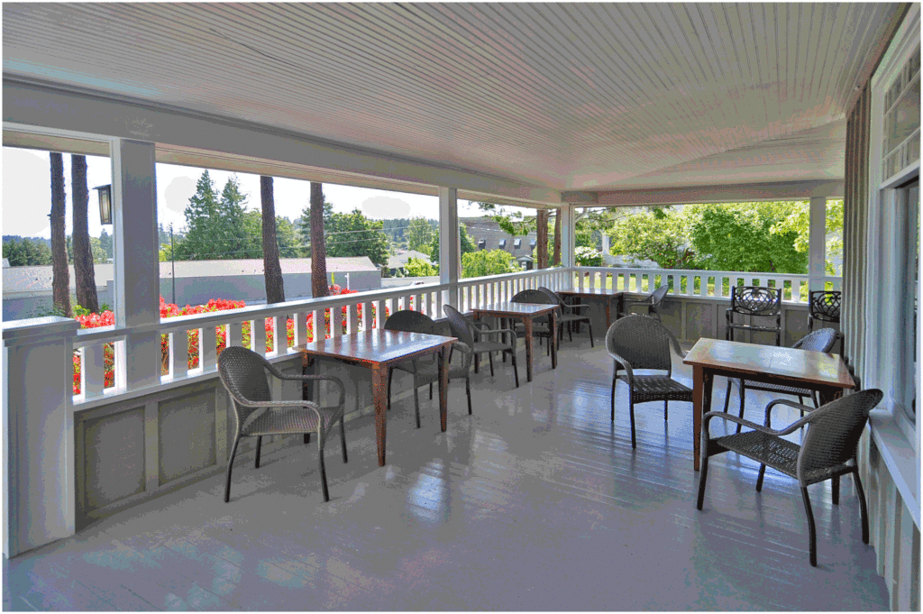 breakfast-on-the-veranda-w-stroke-